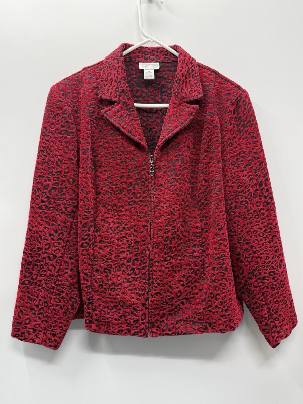 Molly & Maxx Woman 2X Red Black Leopard Print Zip Jacket Textured Plus Size